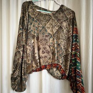 Kantha Bae Luna Crop